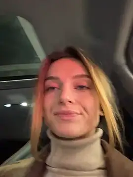 Snapshot of -AngelAri- chatting on September 28, 2025, 7:10 pm -AngelAri- online show from September 28, 2025, 7:10 pm