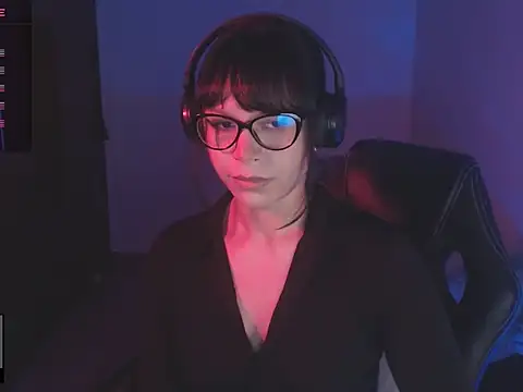 Snapshot of alien__show chatting on June 1, 2026, 12:55 am alien show online show from June 1, 2026, 12:55 am