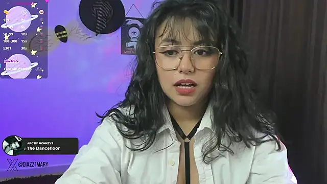 Snapshot of mary_diaz1 chatting on January 15, 2025, 3:33 am mary diaz1 online show from January 15, 2025, 3:33 am