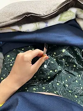 Snapshot of taro-321 chatting on January 21, 2025, 2:00 am taro-321 online show from January 21, 2025, 2:00 am