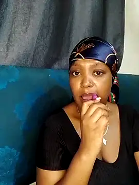 Snapshot of Spice202 chatting on November 12, 2025, 11:03 am Spice202 online show from November 12, 2025, 11:03 am