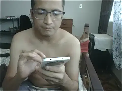 Snapshot of Mghty-cockl88 chatting on March 3, 2025, 2:49 pm Mghty-cockl88 online show from March 3, 2025, 2:49 pm