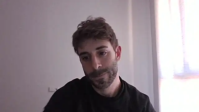 Snapshot of vargas90 chatting on January 12, 2026, 1:18 pm vargas90 online show from January 12, 2026, 1:18 pm