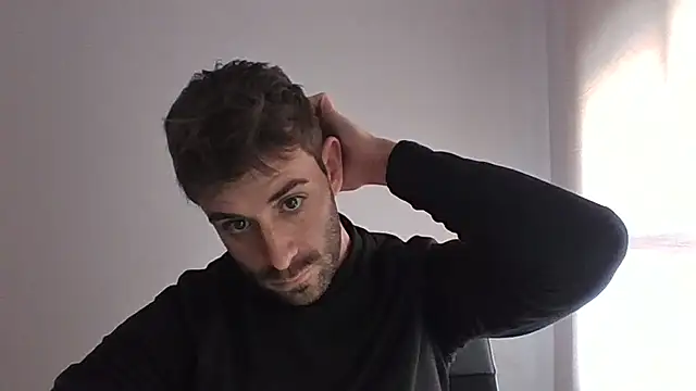 Snapshot of vargas90 chatting on February 25, 2026, 12:05 pm vargas90 online show from February 25, 2026, 12:05 pm