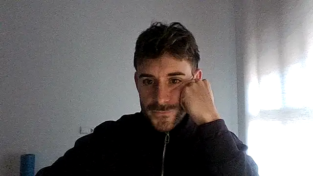 vargas90 online show from December 4, 2025, 11:42 am