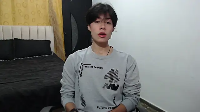 Snapshot of Elio-cam chatting on December 10, 2024, 8:30 am Elio-cam online show from December 10, 2024, 8:30 am