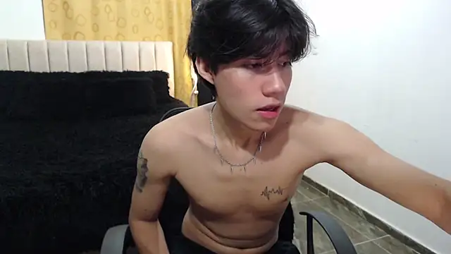 Snapshot of Elio-cam chatting on March 20, 2025, 5:02 am Elio-cam online show from March 20, 2025, 5:02 am