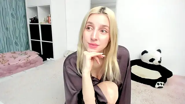 KenzieDawton online show from March 11, 2026, 6:46 pm