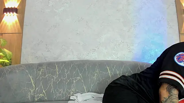 Snapshot of Petesevans chatting on July 12, 2026, 12:11 am Petesevans online show from July 12, 2026, 12:11 am
