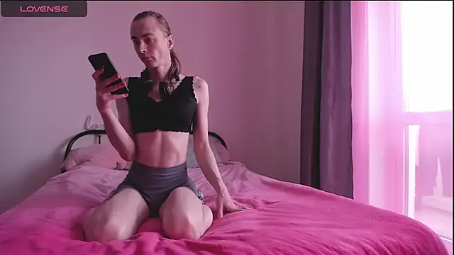 Snapshot of Milena_joline chatting on October 29, 2025, 11:20 am Milena joline online show from October 29, 2025, 11:20 am