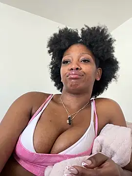 mochamimi online show from February 24, 2026, 5:14 pm