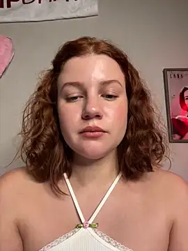 Snapshot of likaxxx chatting on December 16, 2025, 7:40 pm likaxxx online show from December 16, 2025, 7:40 pm