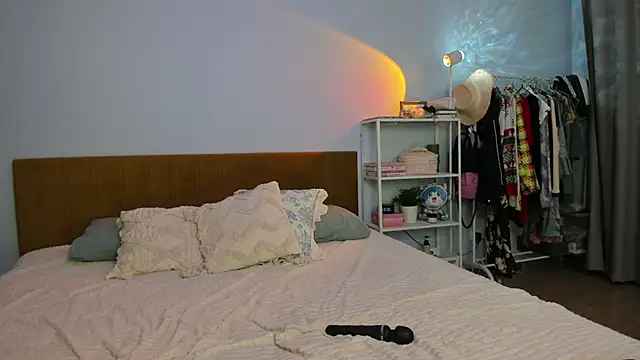 sexxy potatoes online show from December 4, 2024, 5:05 pm