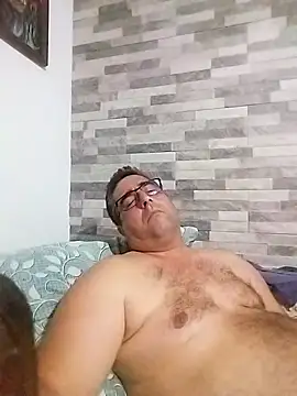 ADRIAN ADI40 online show from May 5, 2026, 6:33 pm