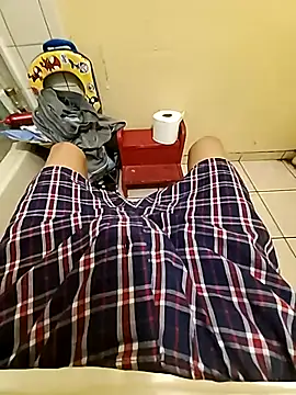 Bigstiffyuh online show from October 24, 2025, 12:37 pm