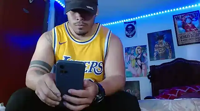 Snapshot of Danielsbigcum chatting on February 21, 2025, 1:44 pm Danielsbigcum online show from February 21, 2025, 1:44 pm