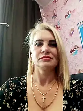 JennyOMay online show from October 17, 2025, 5:22 am