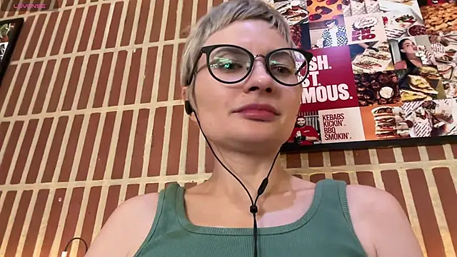 Snapshot of CyberXGoddess chatting on June 5, 2026, 8:53 am CyberXGoddess online show from June 5, 2026, 8:53 am