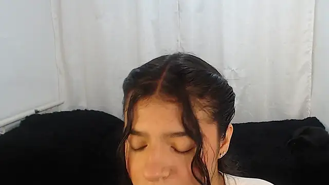 Liz Galactic online show from December 15, 2024, 10:04 pm