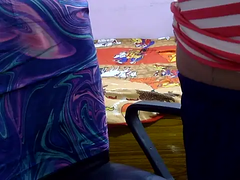 Snapshot of Your_wild_Dia chatting on November 12, 2025, 6:23 pm Your wild Dia online show from November 12, 2025, 6:23 pm