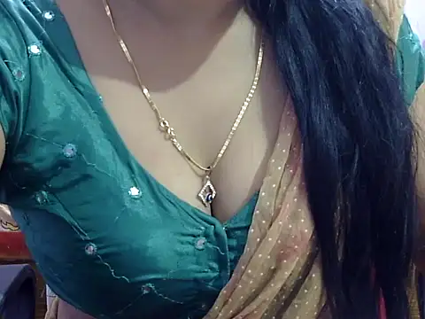 Snapshot of Your_wild_Dia chatting on November 13, 2025, 6:28 am Your wild Dia online show from November 13, 2025, 6:28 am