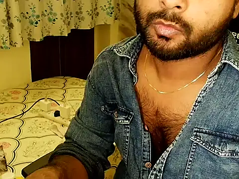 Snapshot of SHENOY3 chatting on September 18, 2025, 6:11 pm SHENOY3 online show from September 18, 2025, 6:11 pm