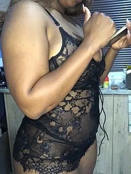 Mysterious peaches online show from November 3, 2025, 6:44 pm