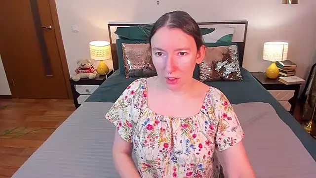 Snapshot of CatherineWalls chatting on February 16, 2026, 4:11 am CatherineWalls online show from February 16, 2026, 4:11 am