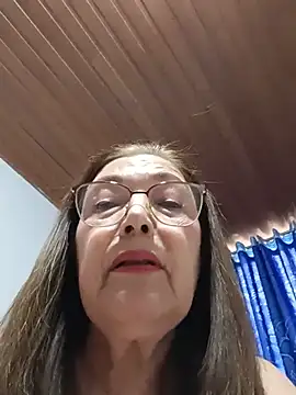 Snapshot of Vicky_Rosse chatting on July 16, 2026, 7:11 pm Vicky Rosse online show from July 16, 2026, 7:11 pm