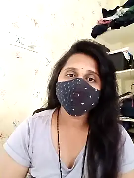 Indiantina online show from November 19, 2025, 8:25 am