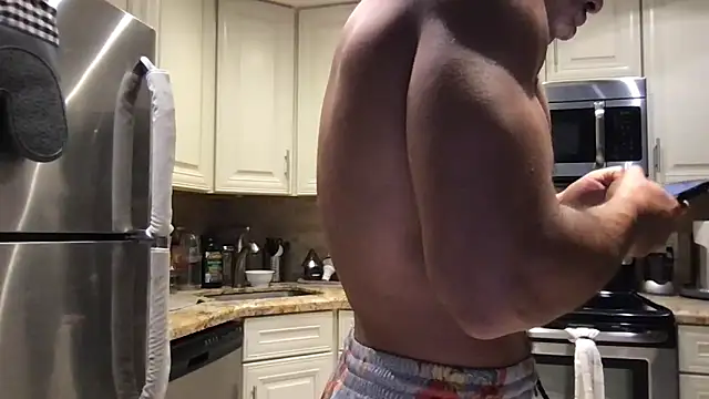 BigGuyMuscle online show from April 23, 2026, 5:47 pm