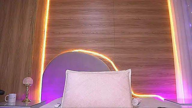 alexaa walker online show from March 21, 2026, 11:58 am