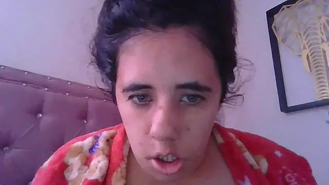 Snapshot of annarose19 chatting on December 22, 2025, 7:03 pm annarose19 online show from December 22, 2025, 7:03 pm