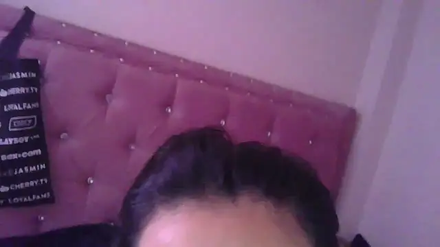 annarose19 online show from November 27, 2025, 4:51 pm