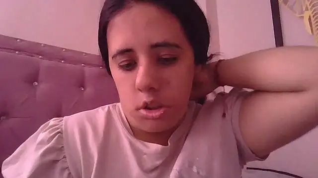 annarose19 online show from November 29, 2025, 6:41 pm