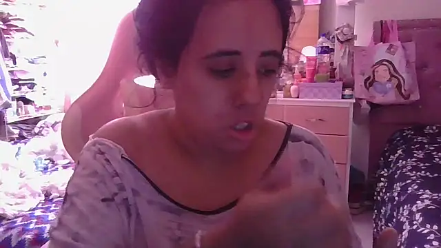 Snapshot of annarose19 chatting on January 16, 2026, 5:17 pm annarose19 online show from January 16, 2026, 5:17 pm