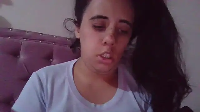 annarose19 online show from March 13, 2025, 11:05 pm