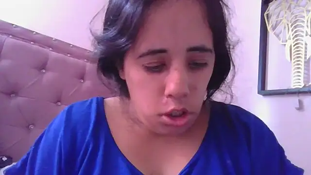 annarose19 online show from December 2, 2025, 7:37 pm