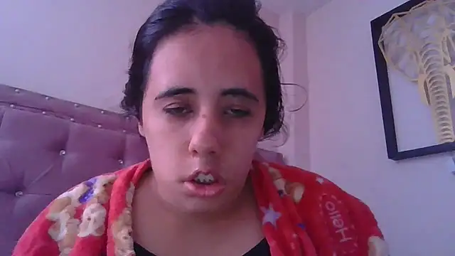 annarose19 online show from October 23, 2025, 6:06 pm