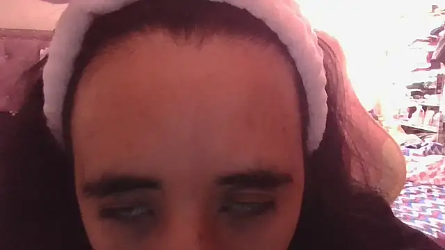 Snapshot of annarose19 chatting on February 25, 2026, 7:47 pm annarose19 online show from February 25, 2026, 7:47 pm