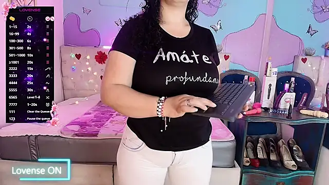 Zaly mature online show from April 11, 2026, 12:07 am