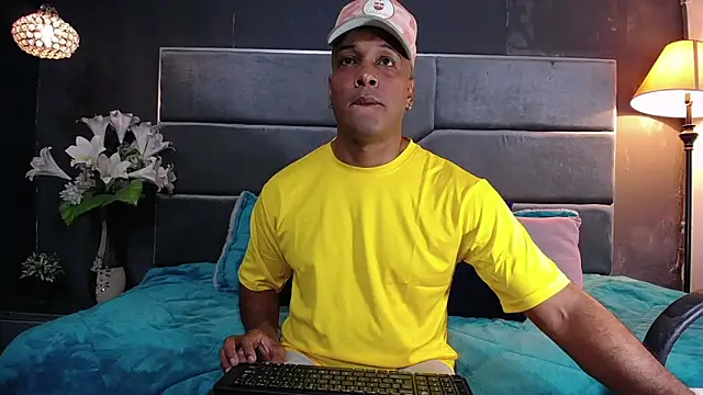 liam howard online show from November 18, 2025, 7:28 pm