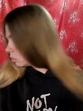 Zuli Kiska online show from April 12, 2026, 10:51 am