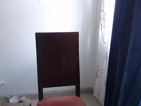 kittykalor09 online show from February 12, 2025, 2:32 pm