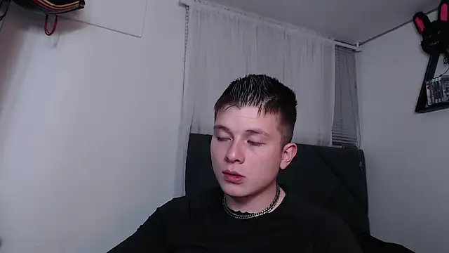 MathewCollin online show from January 9, 2026, 10:28 pm