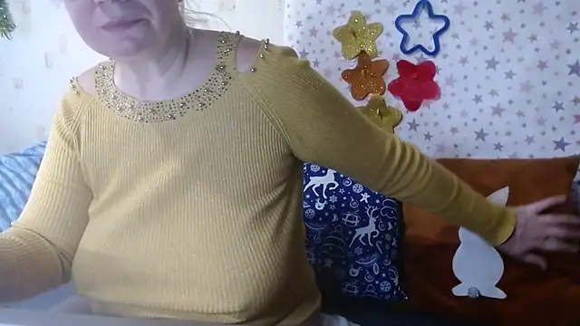 QueenLana online show from December 23, 2025, 7:29 am