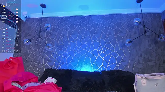 danaythamara1 online show from January 7, 2026, 10:04 pm