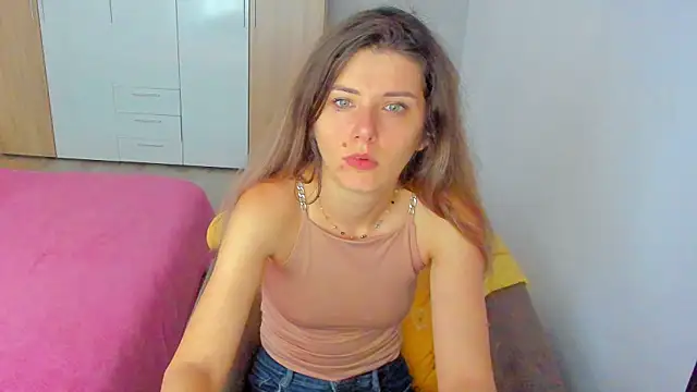 Snapshot of marie_marie03 chatting on June 2, 2026, 5:29 am marie marie03 online show from June 2, 2026, 5:29 am