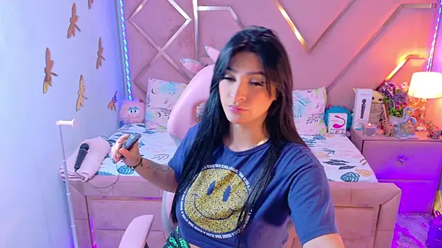 natalia-888 online show from January 17, 2026, 2:26 am