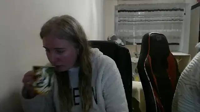 Snapshot of PeterAndJen chatting on February 16, 2026, 8:29 pm PeterAndJen online show from February 16, 2026, 8:29 pm